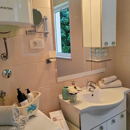 Appartement Mali Raj *