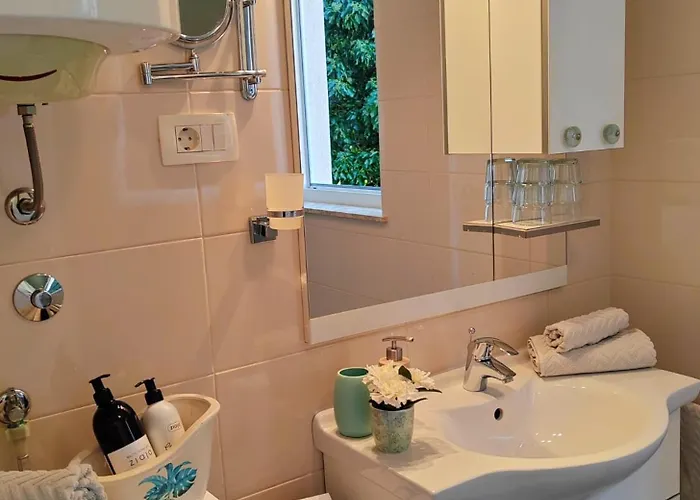 Apartamento Mali Raj *